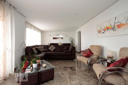 Apartamento à venda com 200m², 3 quartos e 3 vagasSala