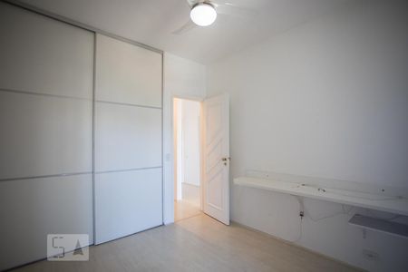 Quarto 1 de apartamento para alugar com 2 quartos, 68m² em Barra da Tijuca, Rio de Janeiro