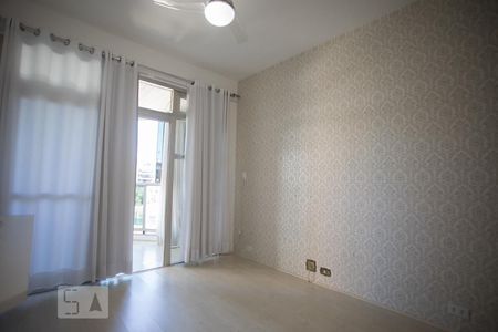 Quarto 1 de apartamento para alugar com 2 quartos, 68m² em Barra da Tijuca, Rio de Janeiro