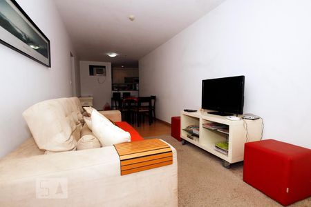Sala. de apartamento à venda com 2 quartos, 55m² em Flamengo, Rio de Janeiro