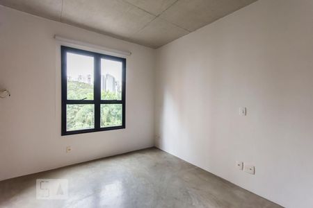 Quarto de apartamento à venda com 1 quarto, 70m² em Vila Suzana, São Paulo