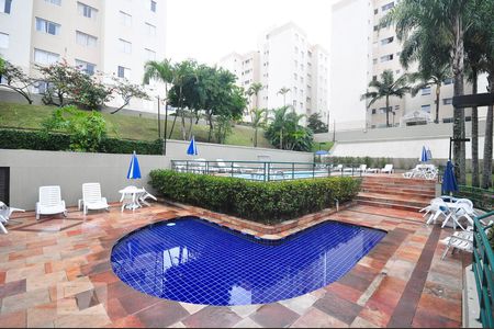 piscina de apartamento à venda com 3 quartos, 69m² em Jardim Pinheiros, São Paulo