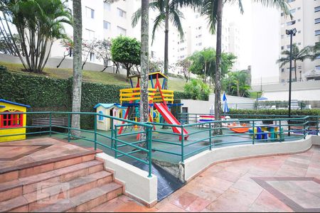 playground de apartamento à venda com 3 quartos, 69m² em Jardim Pinheiros, São Paulo