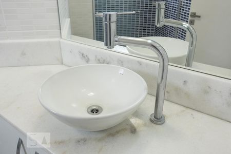 Banheiro de apartamento para alugar com 2 quartos, 67m² em Indianópolis, São Paulo
