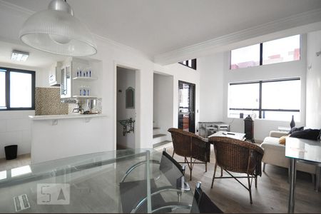 sala de apartamento para alugar com 1 quarto, 65m² em Vila Suzana, São Paulo