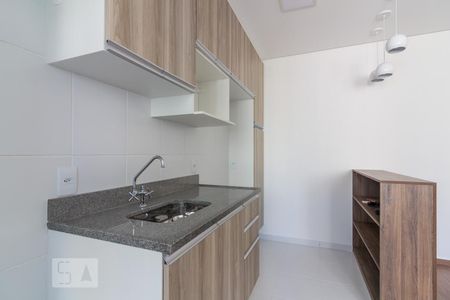 Cozinha de apartamento para alugar com 1 quarto, 32m² em Barra Funda, São Paulo