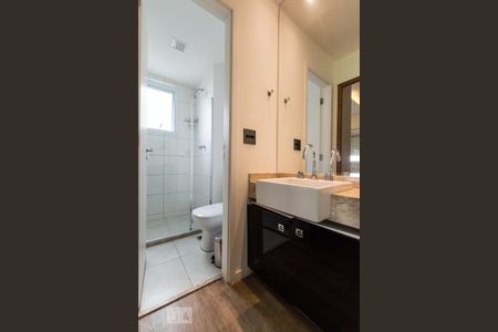 Banheiro / Lavabo de apartamento para alugar com 1 quarto, 38m² em Vila Andrade, São Paulo
