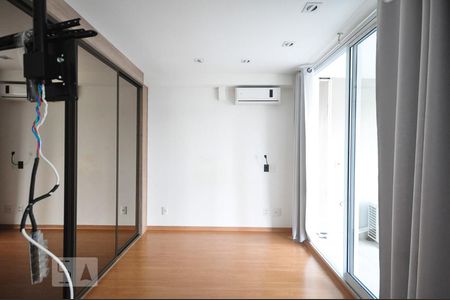 quarto de apartamento à venda com 1 quarto, 50m² em Campo Belo, São Paulo