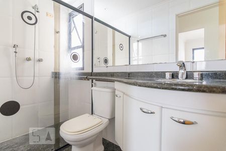 Banheiro de apartamento para alugar com 3 quartos, 76m² em Vila Floresta, Santo André