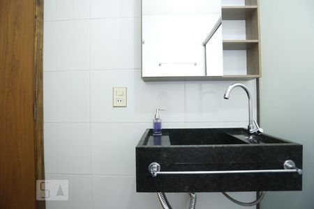Banheiro de apartamento à venda com 2 quartos, 57m² em Bela Vista, São Paulo