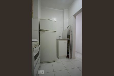 Cozinha de apartamento para alugar com 2 quartos, 50m² em Copacabana, Rio de Janeiro