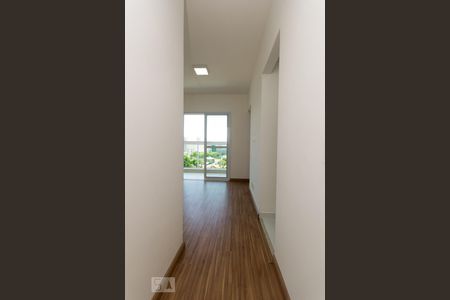 Corredor de kitnet/studio para alugar com 1 quarto, 34m² em Água Branca, São Paulo