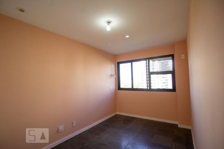 Suíte de apartamento para alugar com 2 quartos, 68m² em Barra da Tijuca, Rio de Janeiro