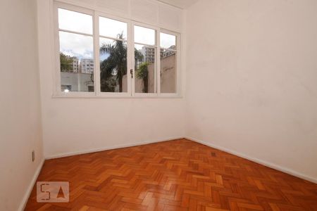 Quarto 1. de apartamento à venda com 3 quartos, 140m² em Flamengo, Rio de Janeiro