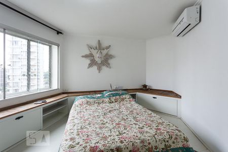 Suíte de apartamento à venda com 2 quartos, 98m² em Vila Nova Conceição, São Paulo