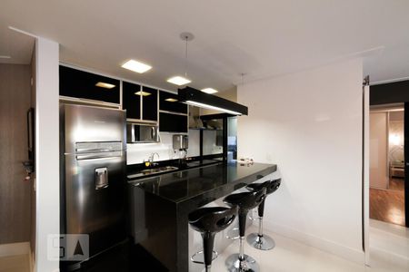 Cozinha de apartamento para alugar com 1 quarto, 75m² em Cidade Monções, São Paulo