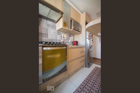 Cozinha de apartamento para alugar com 2 quartos, 56m² em Vila Nair, São Paulo