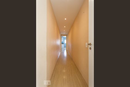 Corredor de apartamento à venda com 3 quartos, 184m² em Planalto Paulista, São Paulo