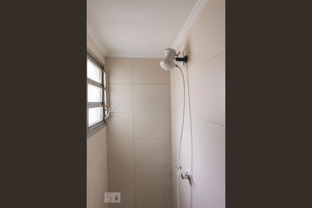 Banheiro de apartamento para alugar com 2 quartos, 55m² em Bosque da Saúde, São Paulo