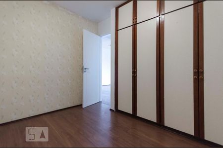 Quarto 1 de apartamento à venda com 2 quartos, 60m² em Vila Romero, São Paulo