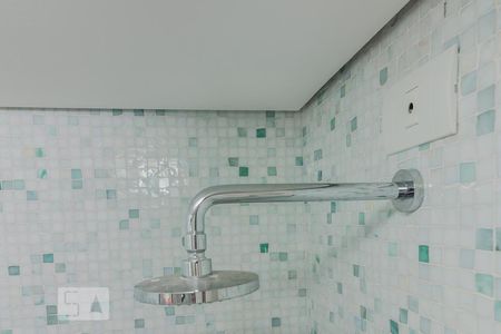 Banheiro de apartamento à venda com 1 quarto, 40m² em Indianópolis, São Paulo