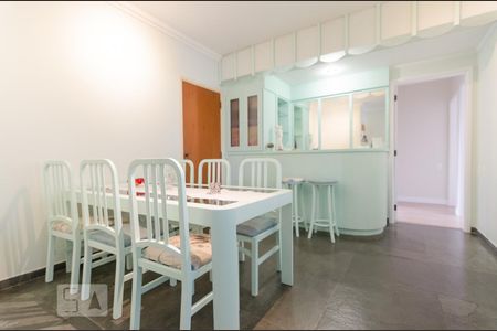 Sala de apartamento à venda com 3 quartos, 127m² em Centro, Campinas