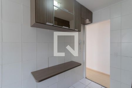 Cozinha de apartamento para alugar com 2 quartos, 58m² em Jardim Flor da Montanha, Guarulhos