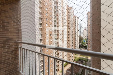 Varanda de apartamento para alugar com 2 quartos, 58m² em Jardim Flor da Montanha, Guarulhos