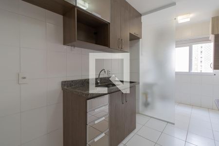 Cozinha de apartamento para alugar com 2 quartos, 58m² em Jardim Flor da Montanha, Guarulhos