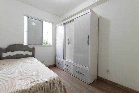 Quarto de apartamento para alugar com 2 quartos, 50m² em Parque Reboucas, São Paulo