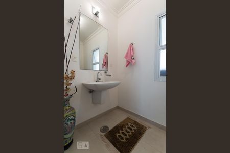 Lavabo de casa de condomínio para alugar com 4 quartos, 495m² em Alphaville Residencial Um, Barueri
