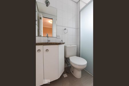 Banheiro da Suíte de apartamento para alugar com 3 quartos, 74m² em Vila Euclides, São Bernardo do Campo