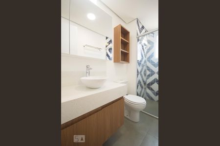 Banheiro de apartamento à venda com 2 quartos, 55m² em Vila Guarani (z Sul), São Paulo