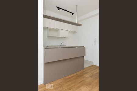 Cozinha de kitnet/studio para alugar com 1 quarto, 33m² em Cerqueira César, São Paulo