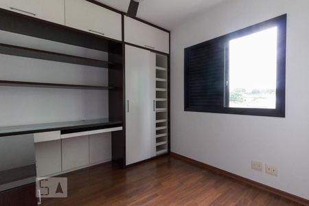 Quarto 1 de apartamento para alugar com 3 quartos, 84m² em Jardim Aeroporto, São Paulo