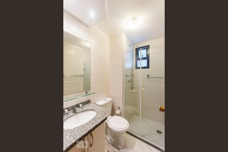 Banheiro de apartamento para alugar com 3 quartos, 78m² em Vila Andrade, São Paulo