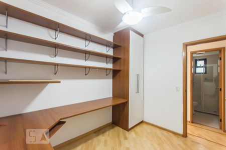 Quarto de apartamento à venda com 3 quartos, 78m² em Vila Andrade, São Paulo