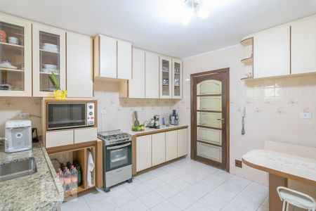 Apartamento à venda com 125m², 3 quartos e 2 vagas Apartamento à venda com 125m², 3 quartos e 2 vagasCozinha