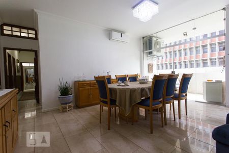 Sala de apartamento à venda com 3 quartos, 198m² em Consolação, São Paulo