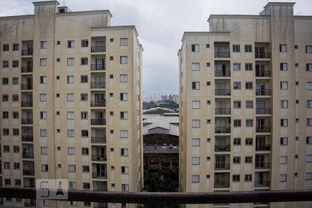 Sacada de apartamento à venda com 2 quartos, 50m² em Vila Firmiano Pinto, São Paulo