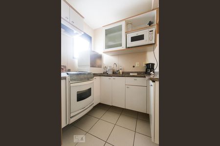 Cozinha de apartamento à venda com 2 quartos, 59m² em Paraíso, São Paulo