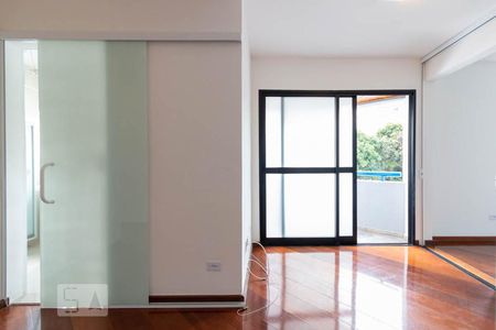 Sala de apartamento à venda com 2 quartos, 51m² em Pinheiros, São Paulo