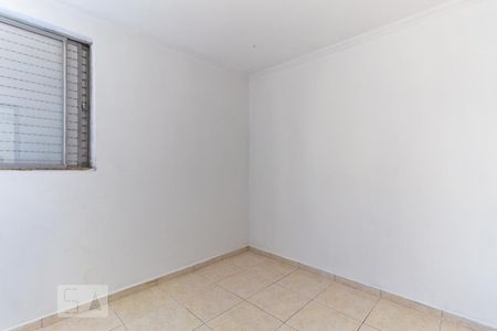 Quarto 2 de apartamento para alugar com 2 quartos, 60m² em Itaquera, São Paulo