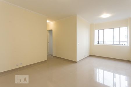 Sala de apartamento para alugar com 2 quartos, 68m² em Vila Olímpia, São Paulo