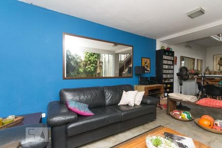 Sala de casa para alugar com 3 quartos, 180m² em Cerqueira César, São Paulo