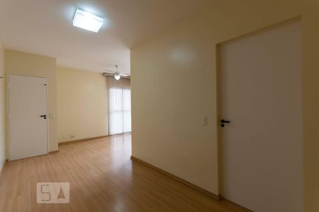 Sala de apartamento para alugar com 3 quartos, 65m² em Liberdade, São Paulo