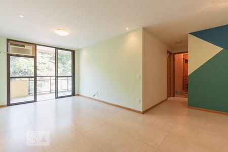 Apartamento à venda com 82m², 2 quartos e 1 vagaSala