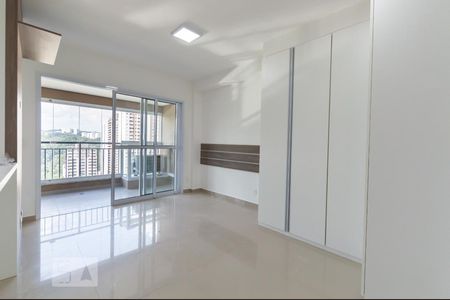 Sala / Quarto de kitnet/studio para alugar com 1 quarto, 42m² em Empresarial 18 do Forte, Barueri