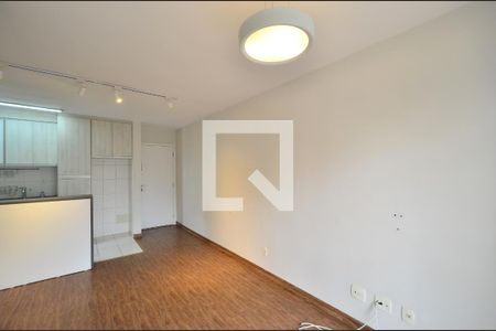 Sala de apartamento para alugar com 3 quartos, 85m² em Vila Santa Catarina, São Paulo