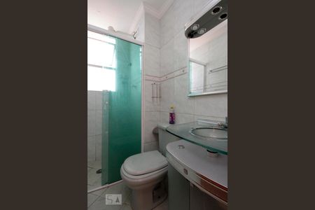 Banheiro de apartamento à venda com 2 quartos, 48m² em Vila Carrão, São Paulo